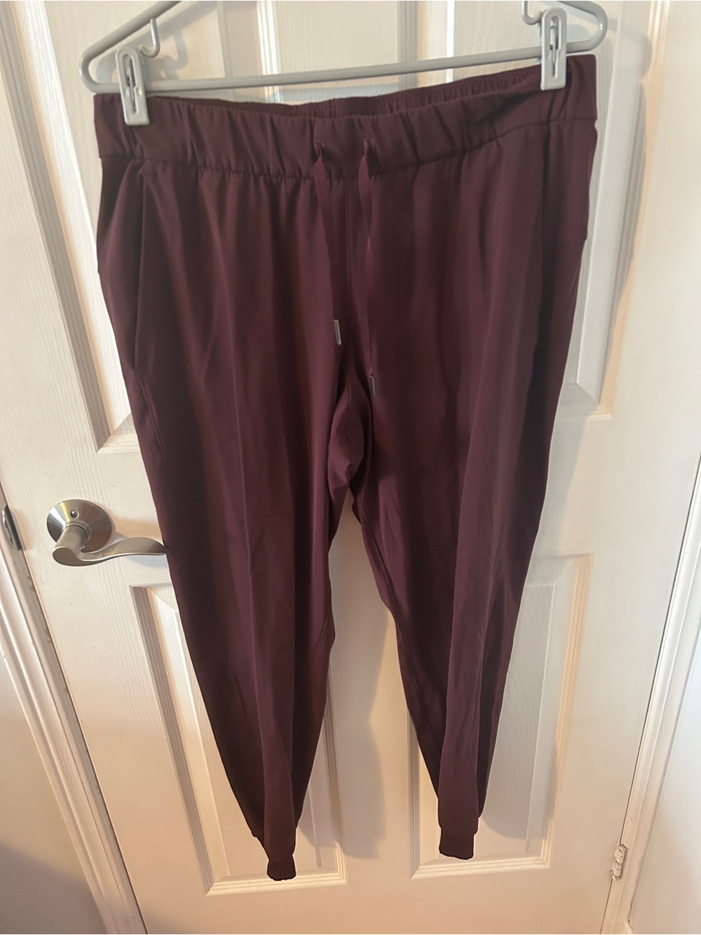 Lululemon On the Fly Jogger